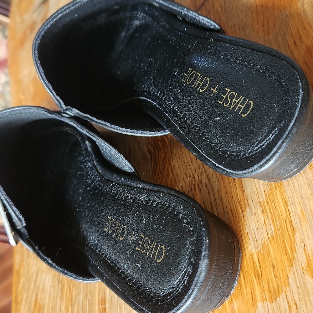 Chase + Chloe Black Pointed Buckle Mules - Picture 6 of 12